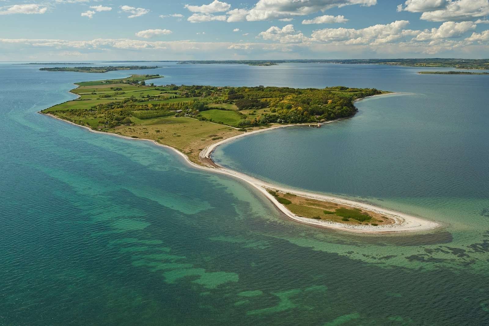 Dronefoto af Avernakø i Det Sydfynske Øhav