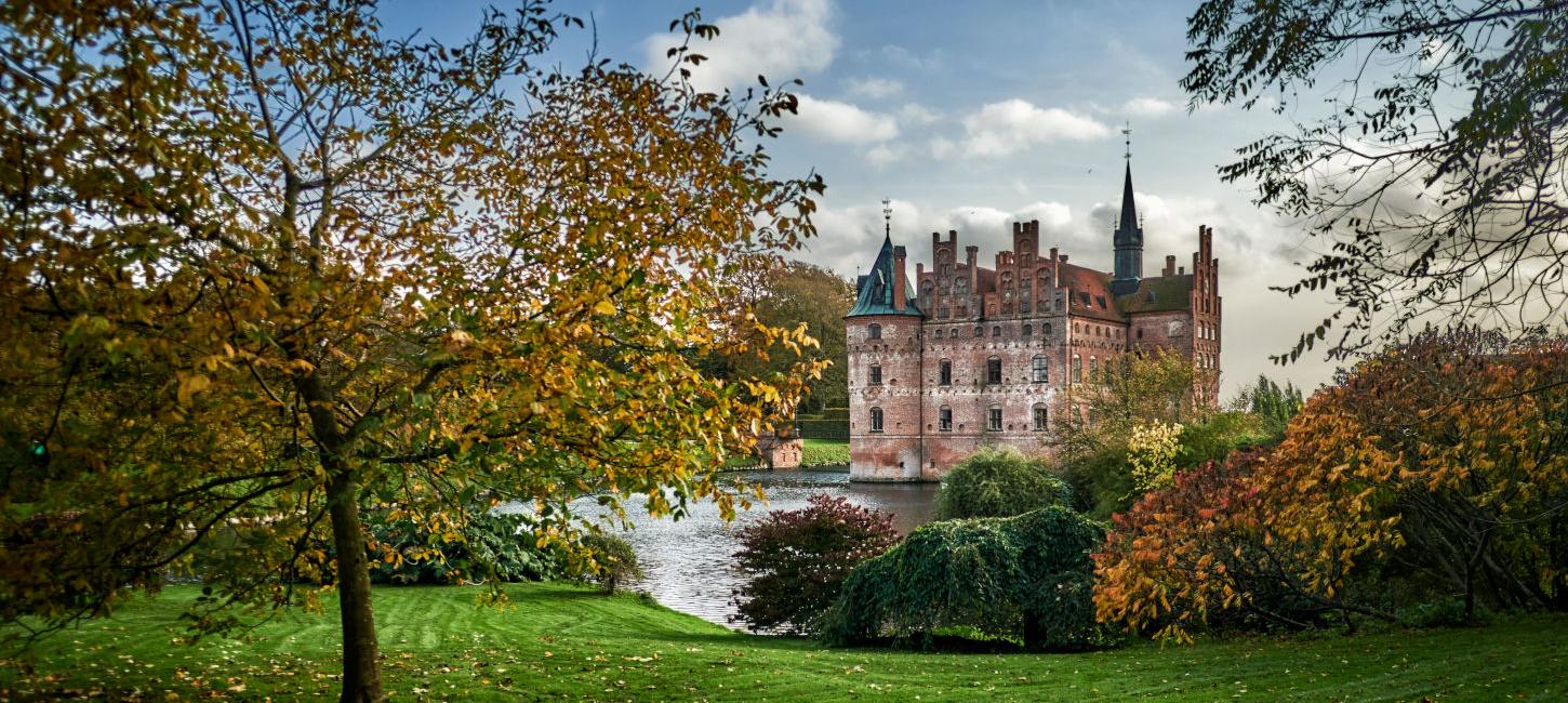 Egeskov castle | automn holiday | VisitFaaborg